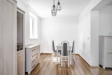 Śródmieście/2 pokoje/przestronne/balkon/SKM