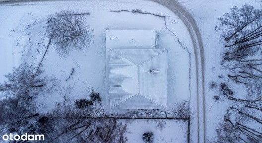 Duży dom do wykończenia, blisko natury!