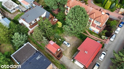 Piękny dom i pracujący biznes
