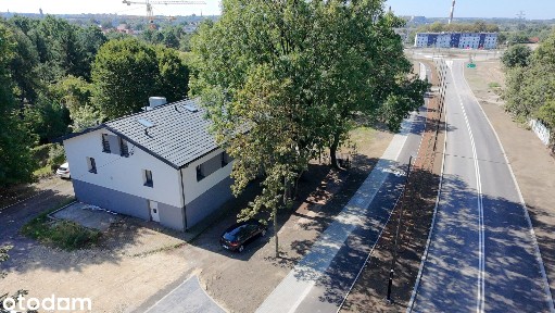 Lokal użytkowy do remontu. Ponad 190 m2-działka 700 m2 centrum Gliwic