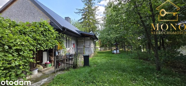 Drewniany dom z duszą na 44-arowej działce - Biadoliny Radłowskie