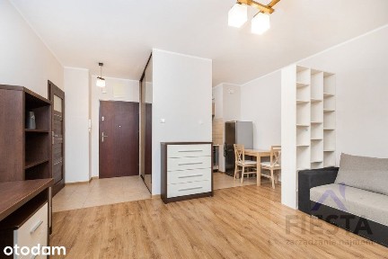 Kawalerka z przestronnym balkonem na Ruczaju
