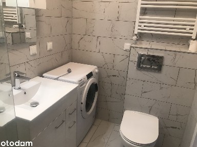 Mieszkanie na wynajem w Śródmieściu z balkonem
