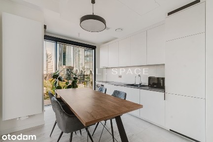 Towarowa Towers | Panoramiczny apartament