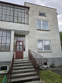 Dom jednorodzinny na sprzedaż