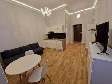 Stylowe studio blisko Centrum, Mielczarskiego 16, BRAK PROWIZJI