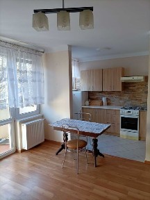 Kawalerka 36 m² na wynajem | 2. piętro | parking za szlabanem
