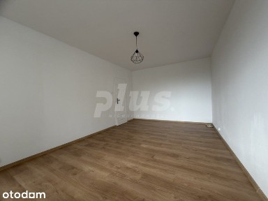 Po remoncie 2 pok. balkon os. Arkońskie