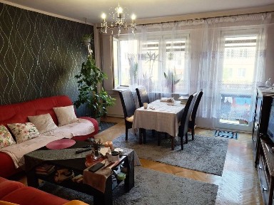 4 niezależne pokoje | 74,4 m² | 1 piętro | balkon | Miłocińska