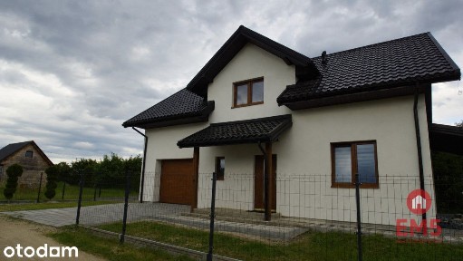 Wolnostojacy dom w spokojnej okolicy