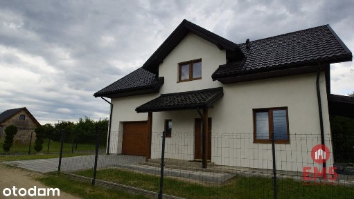 Wolnostojacy dom w spokojnej okolicy