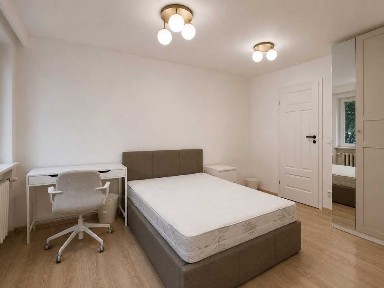Do wynajęcia apartament 63m2, ul. Śliczna 12, Prądnik Czerwony, 5 Pokoi + oddzielna kuchnia.