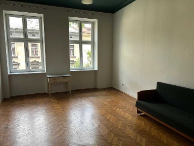 CENTRUM ul. Krowoderska - bezczynszowe 2-pokojowe 68m2 - OKAZJA