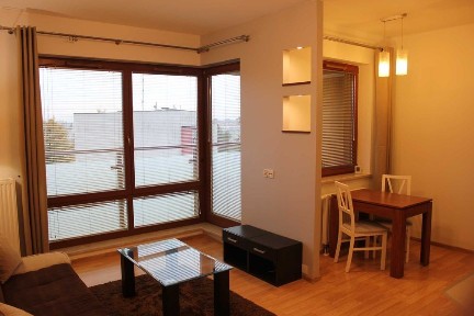 Przestronne mieszkanie 1-pokojowe 35m2, loggia, winda, parking - Bohaterów Września-Mistrzejowice