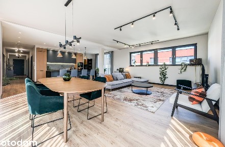 Ekskluzywny i przestronny apartament z komórką lokatorską tarasem i mp