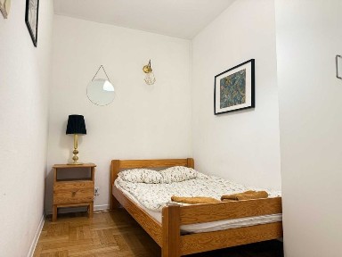 Wynajmę 2 pokoje + salon w Gdyni przy ul. Korczaka 16
