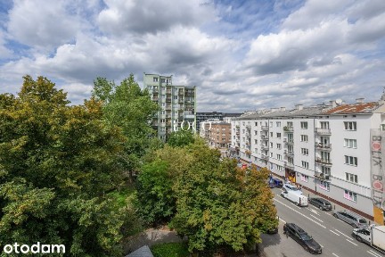 PRZYTULNE 2 POKOJE | BLOK Z CEGŁY | BALKON | METRO