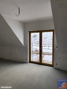 Dom, 140,84 m², Laskowa