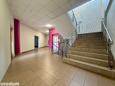 Lokal 46m2 biurowy/usługowy w nowoczesnym budynku z windą!