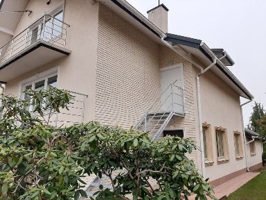 Dom 125 m2 (piętro I z niezależnym wejściem)