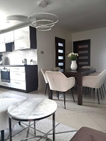Dom parterowy 100 m² po generalnym remoncie | działka 740 m² | fotowoltaika | garaż
