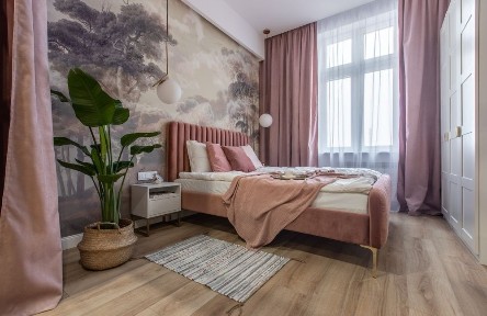 Elegancki apartament w kamienicy Pod Atlasami