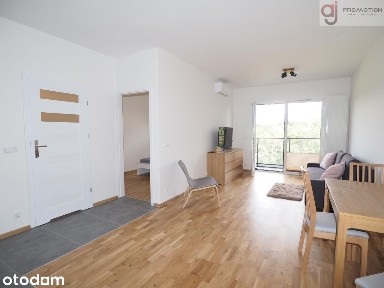 2-pok. 46 m2, 5 piętro, ul. Tymienieckiego 64