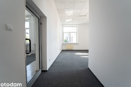 Lokal 29 m² do wynajęcia - Gold Office | Duży, wygodny parking