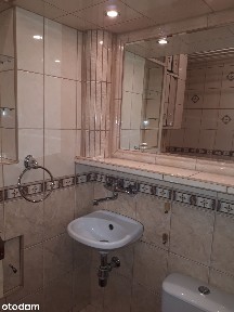 Mały, przytulny lokal do zamieszkania od zaraz.