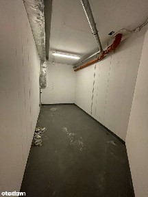 Pomieszczenie Magazynowe / Miejsce Postojowe Nowe Orłowo Gdynia