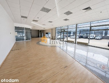 Lokal usługowy 397 m², własny parking.