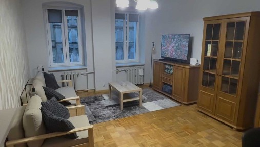 DUŻA kawalerka -WROCŁAW Śródmieście - 43m2 z oddzielną kuchnią