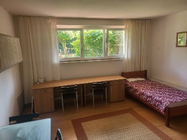 Mieszkanie dla studentów w domu jednorodzinnym. Ul Witosa Strachocin.