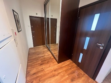 Rezerwacja do 08.09 Wynajmę mieszkanie 2 pokoje z oddzielną kuchnią, 52m2, centrum, ulica. Pawłowa