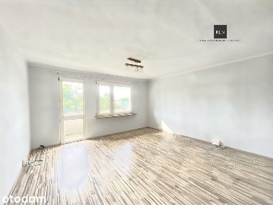 Przestronne mieszkanie, 85 m2, 4 pokoje w bloku