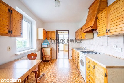 Funkcjonalny, przestronny dom w Brusach