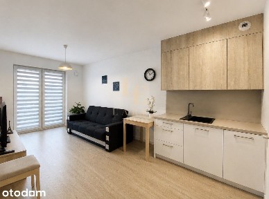 3 pokoje | 47 m² | Balkon | Wola | Parking