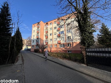 Mieszkanie 2-pok. w Śródmieściu z balkonem