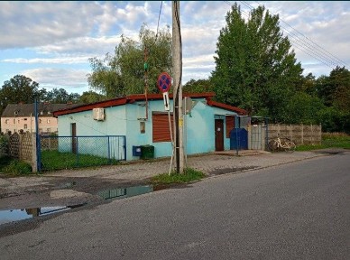 Budynek wolnostojący usługowy lub na dom