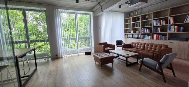 Lokal 196,98 mkw Księcia Witolda, Idealne doświetlenie