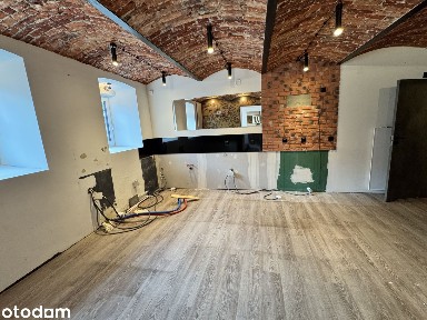 Bardzo klimatyczny lokal w samym centrum Łodzi