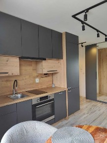 Jasna kawalerka 24 m² | Łazarz | ul. Potockiej | Parking dla mieszkańców | od zaraz