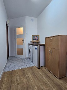 Sprzedam małą kawalerkę, lokal