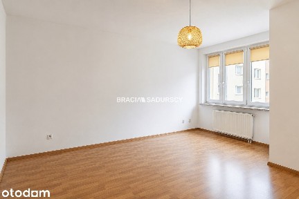 kawalerka z balkonem, Płaszów