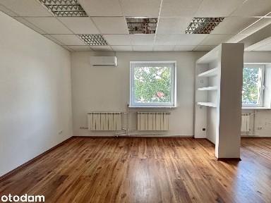 LOKAL USŁUGOWO-BIUROWY DO WYNAJĘCIA 40 m²