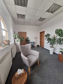 Biuro { 27,40 m2 } przy ul. Legnickiej obok Magnolii