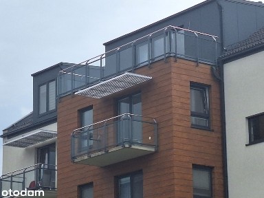 Przestronne mieszkanie z tarasem i balkonem