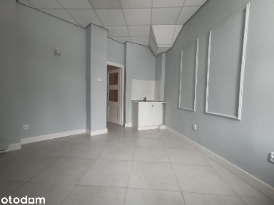Atrakcyjny lokal usługowy - Śródmieście