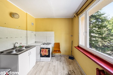 3 niezależne pokoje, balkon, po termomodernizacji, zielona okolica!