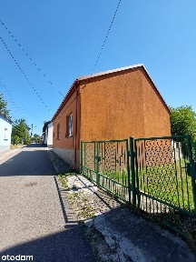 DOM OGRODZIENIEC - 3 POKOJE + KUCHNIA+SPIŻARNIA+PIWNICA+STRYCH